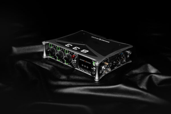 SOUND DEVICES 833