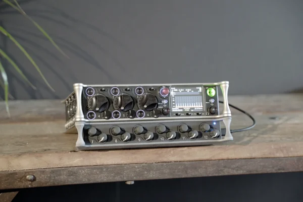 LOCATION SOUND LONDON - 712 controller