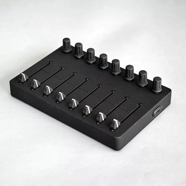 LOCATION SOUND LONDON - 8+ controller