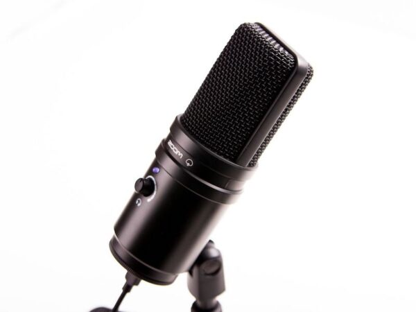 ZOOM  - ZUM-2 Podcast Mic Pack